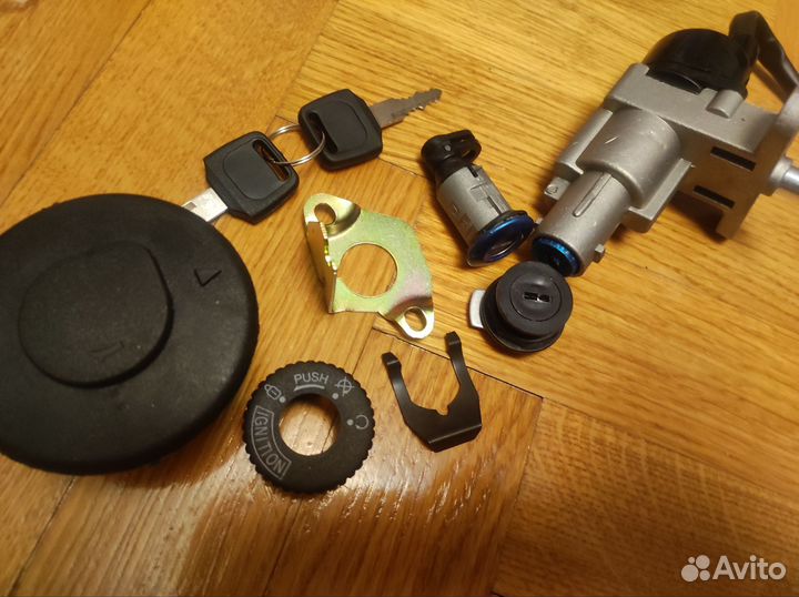 Замки на скутер 139qmb/ Замки китайский скутер 4Т