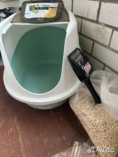 Кошачий лоток закрытый