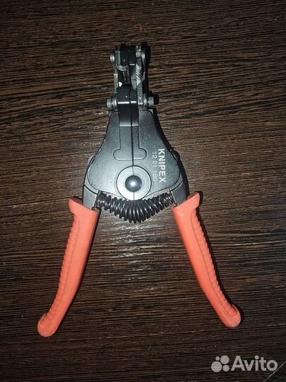 Стриппер Knipex KN-1221180