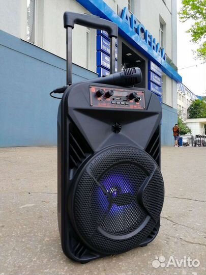 Большая беспроводная портативная блютуз колонка