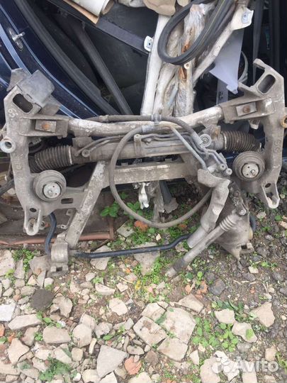 Подрамник bmw 5 e39