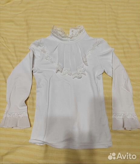 Школьная одежда для девочки. Блузки, пиджак