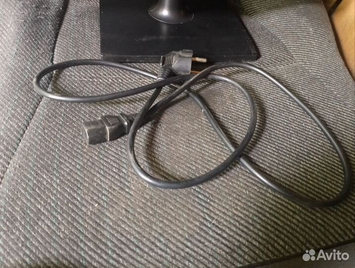 Монитор Samsung