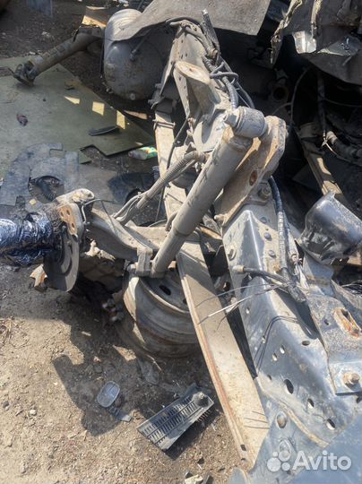 Передняя балка на газон некст