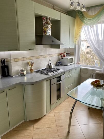 3-к. квартира, 63 м², 4/5 эт.