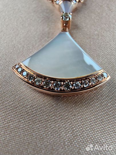 Золотое кольцо Bvlgari diamond