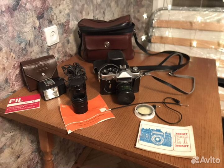 Плёночный фотоаппарат «Зенит-ет»