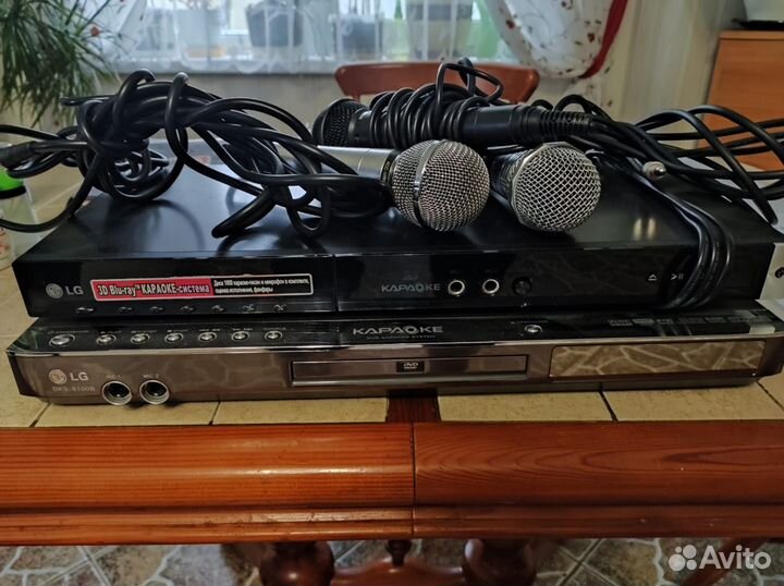Blu-ray плеер LG BKS-1000 караоке