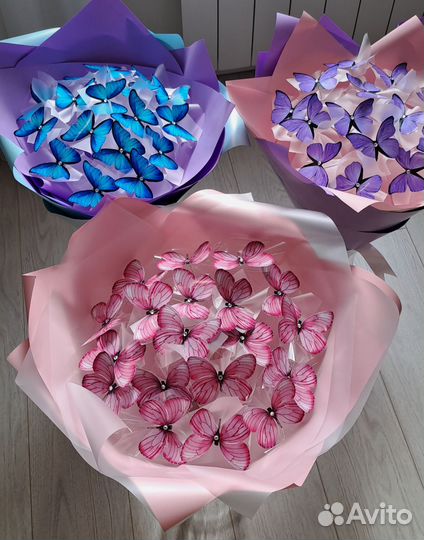 Светящийся букет из бабочек