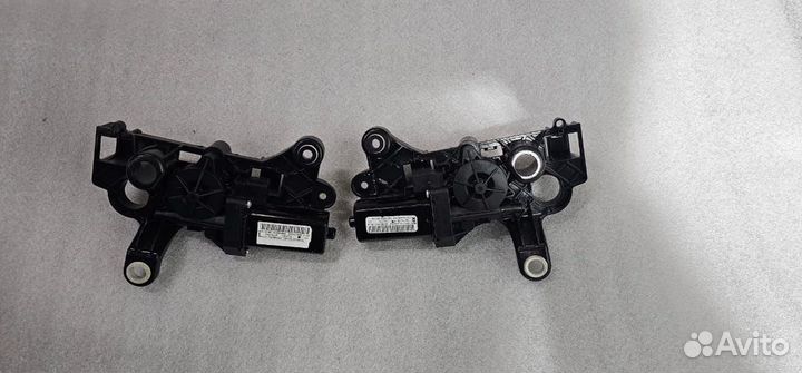 Моторчик подачи ремня безопасности MB S-class C217