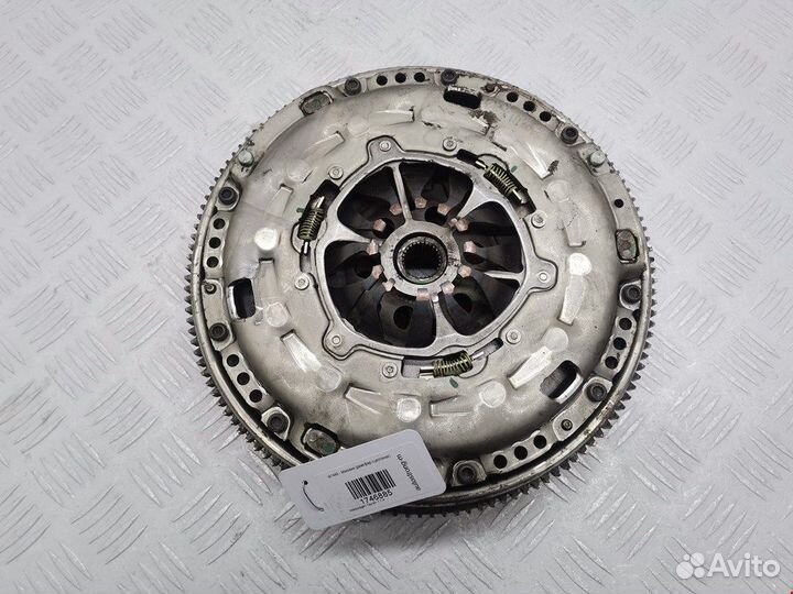 Маховик для Volkswagen Touran 1
