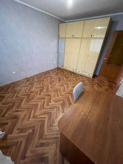 2-к. квартира, 64 м², 4/10 эт.