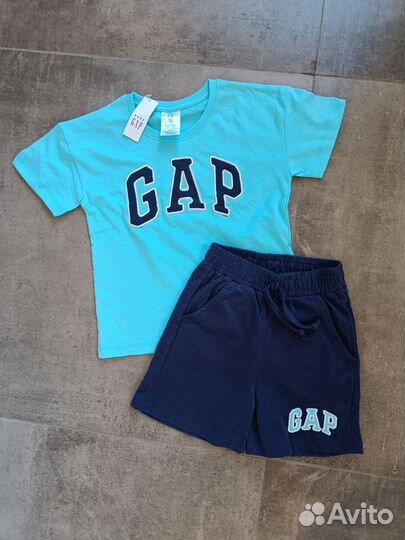 Костюм для мальчика GAP новый