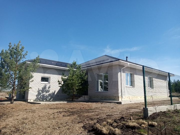 Коттедж 150 м² на участке 6 сот.