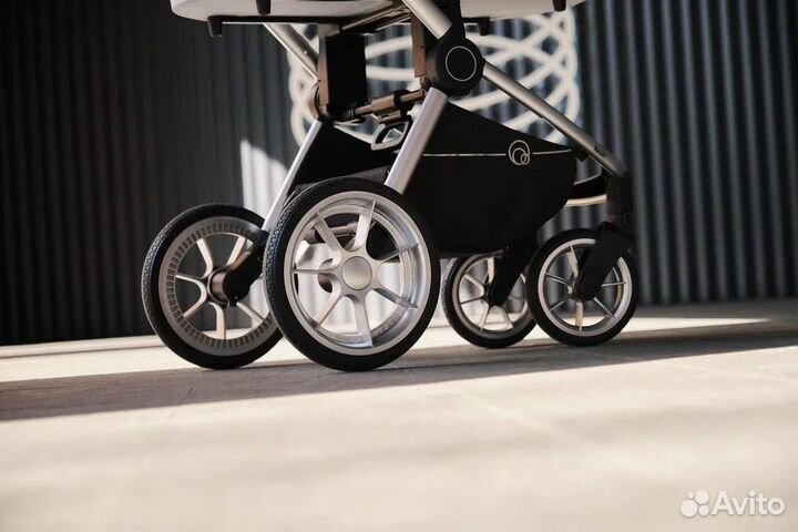 Коляска детская модульная 2в1