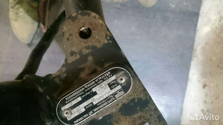 Фаркоп Mercedes w124