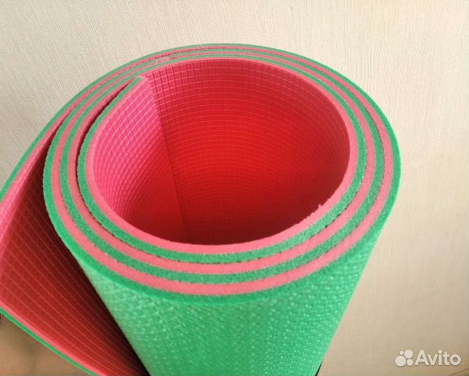 Коврик для йоги и фитнеса