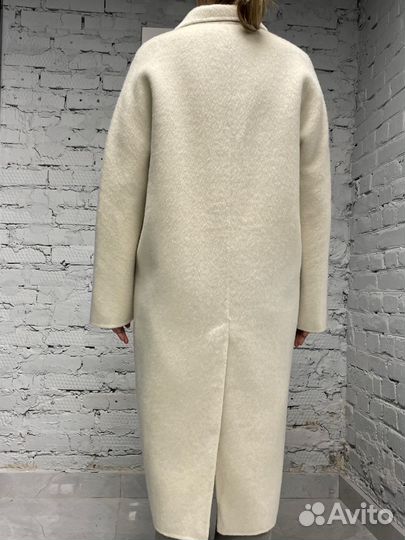 Пальто шерстяное белое