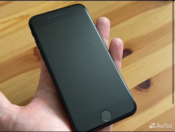 iPhone 7, 128 ГБ