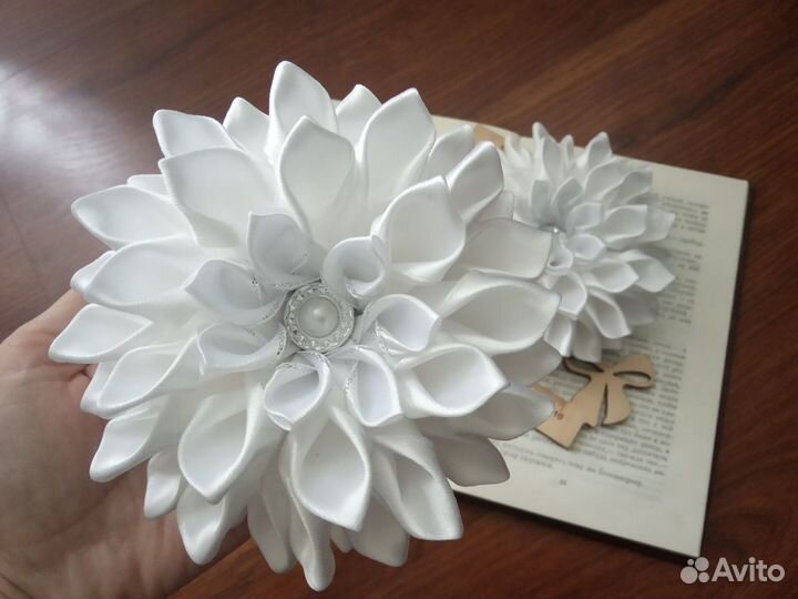 Пышные бантики на 1 сентября