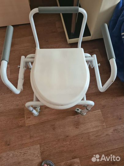 Сиденье- Унитаз для инвалидов