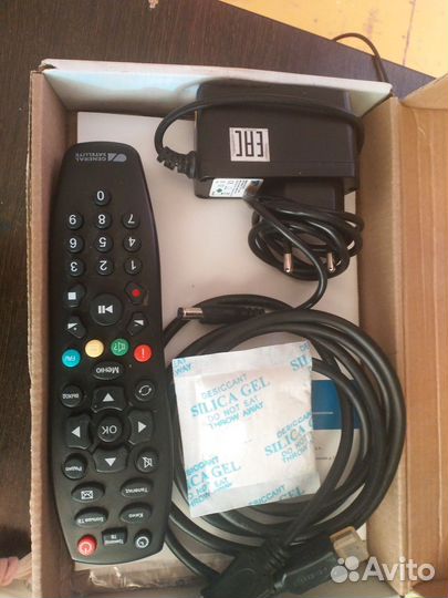 Приставка триколор бу