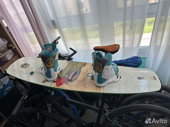 Wakeboard liquid force 125 + крепления