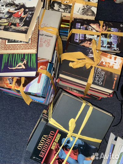 Книги,отдам бесплатно