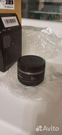 Объектив Canon RF 16mm f2.8 STM