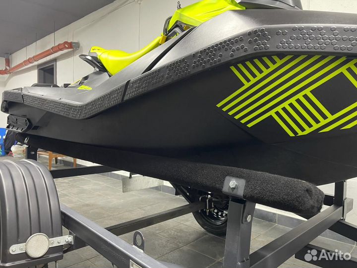 BRP SEA-DOO spark trixx 2UP