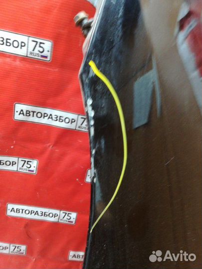 Крыло переднее левое Toyota Prius NHW20 1nzfxe