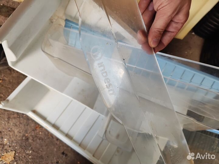 Полки для холодильника indesit