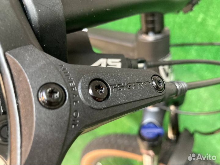 Велосипед внедорожный Wels Mudrunner 29