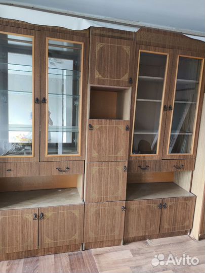 Продам стенку бу