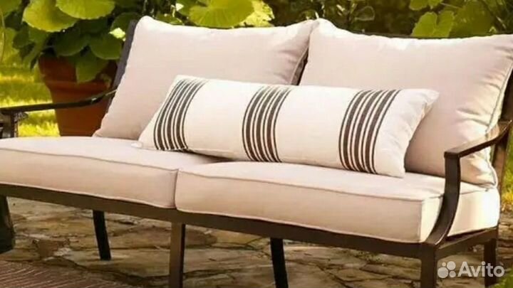 Перетяжка мягкой мебели