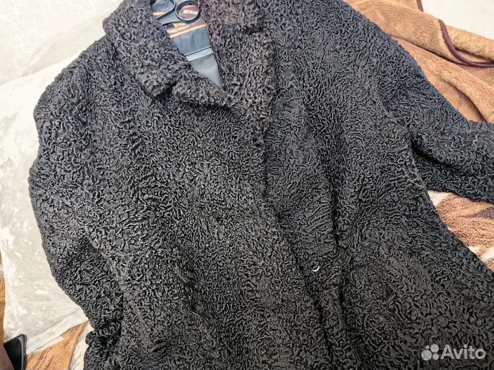 Шуба каракулевая бу