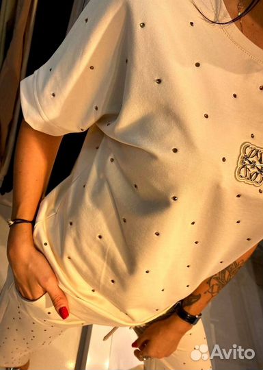 Костюмы новые люксовые