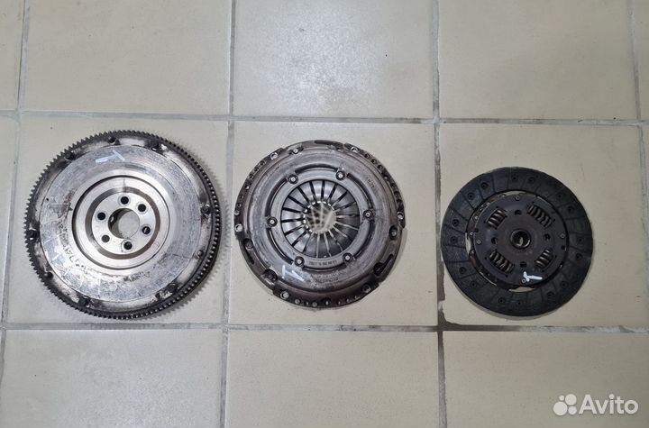 Маховик корзина диск сцепления Volkswagen Polo 5
