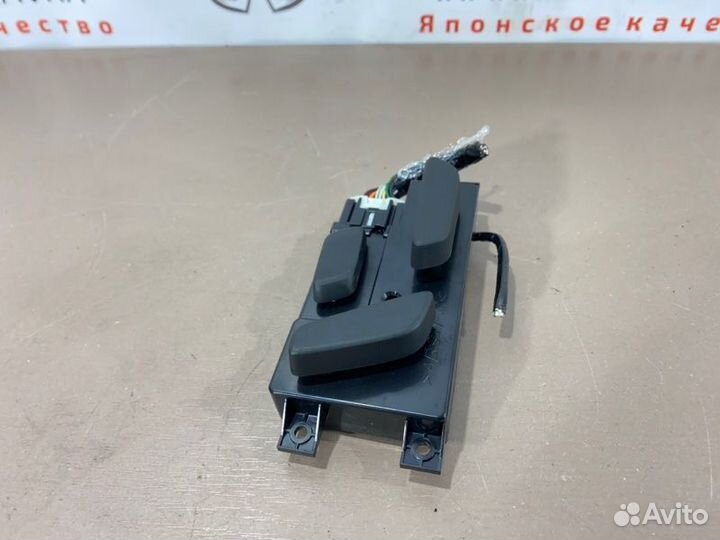 Кнопки регулировки сиденья передние правые Mazda 6