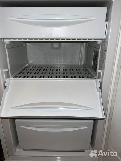 Морозильная камера indesit
