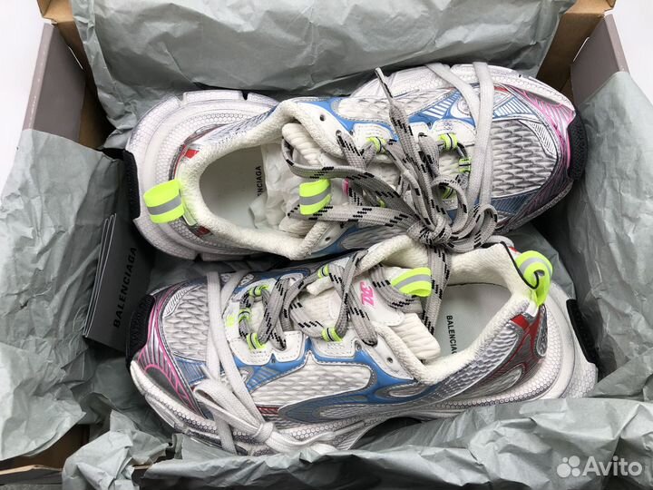 Balenciaga 3xl Sneaker Worn-Out - White Blue Red