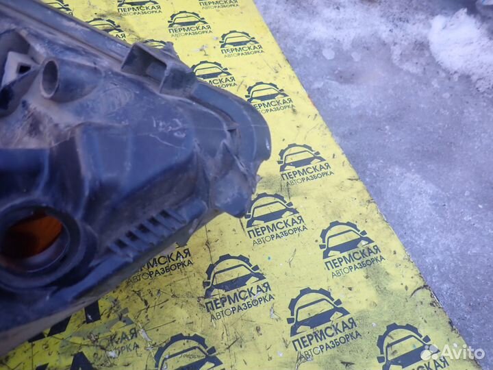 Фара правая для Nissan Note (E11) 2006-2013