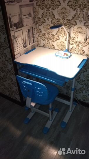 Растущая парта и стул