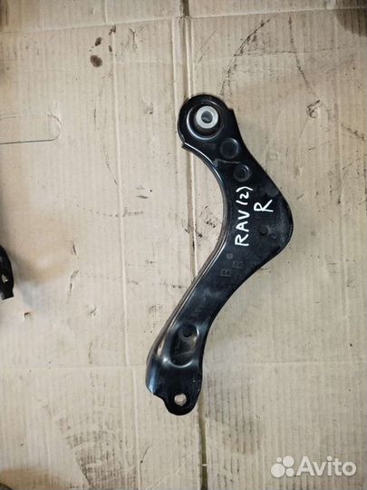 Рычаг задний правый Toyota Rav 4 XA50 2018-2021