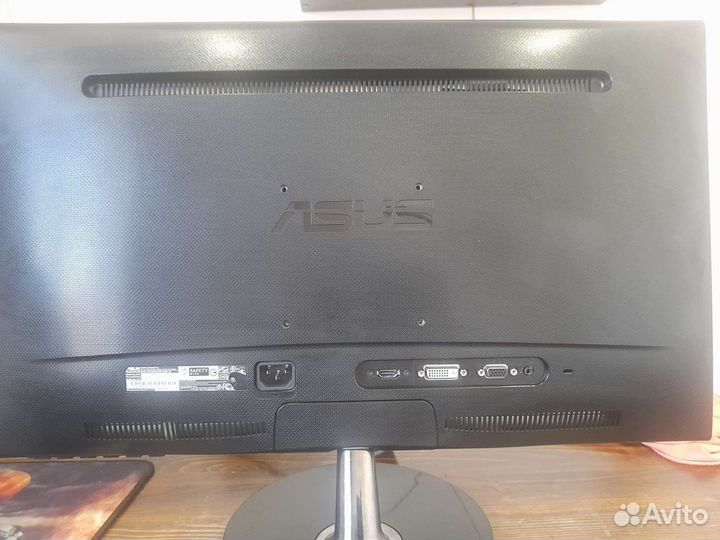 Монитор Asus 24