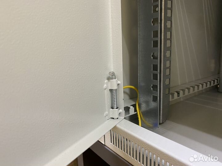 Шкаф телекоммуникационный