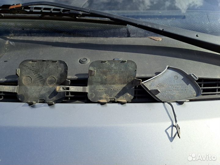 Заглушка буксировочного отверстия