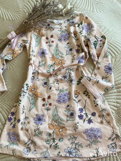 Платье новое 122/128