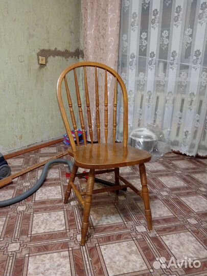 Стул старый