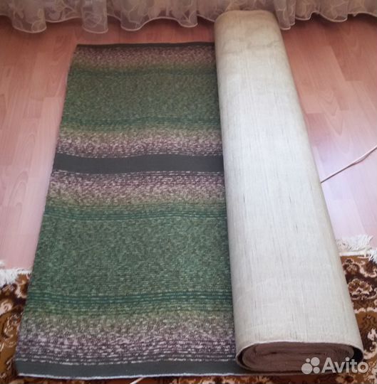 Палас 8.8 на 1.5 метра